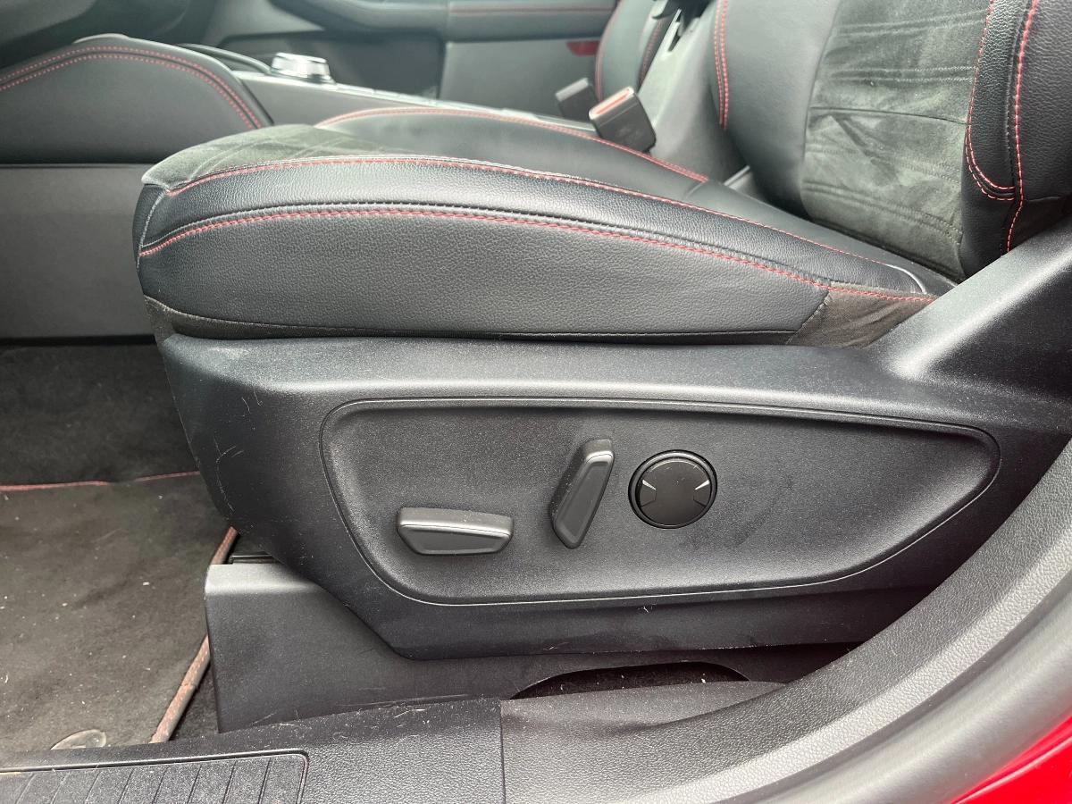 Ford Kuga 2.5 DURATEC 225H 150 HYBRID PHEV 14.4KWH ST-LINE X 4X4 POWER-SPLIT E-CVT BVA