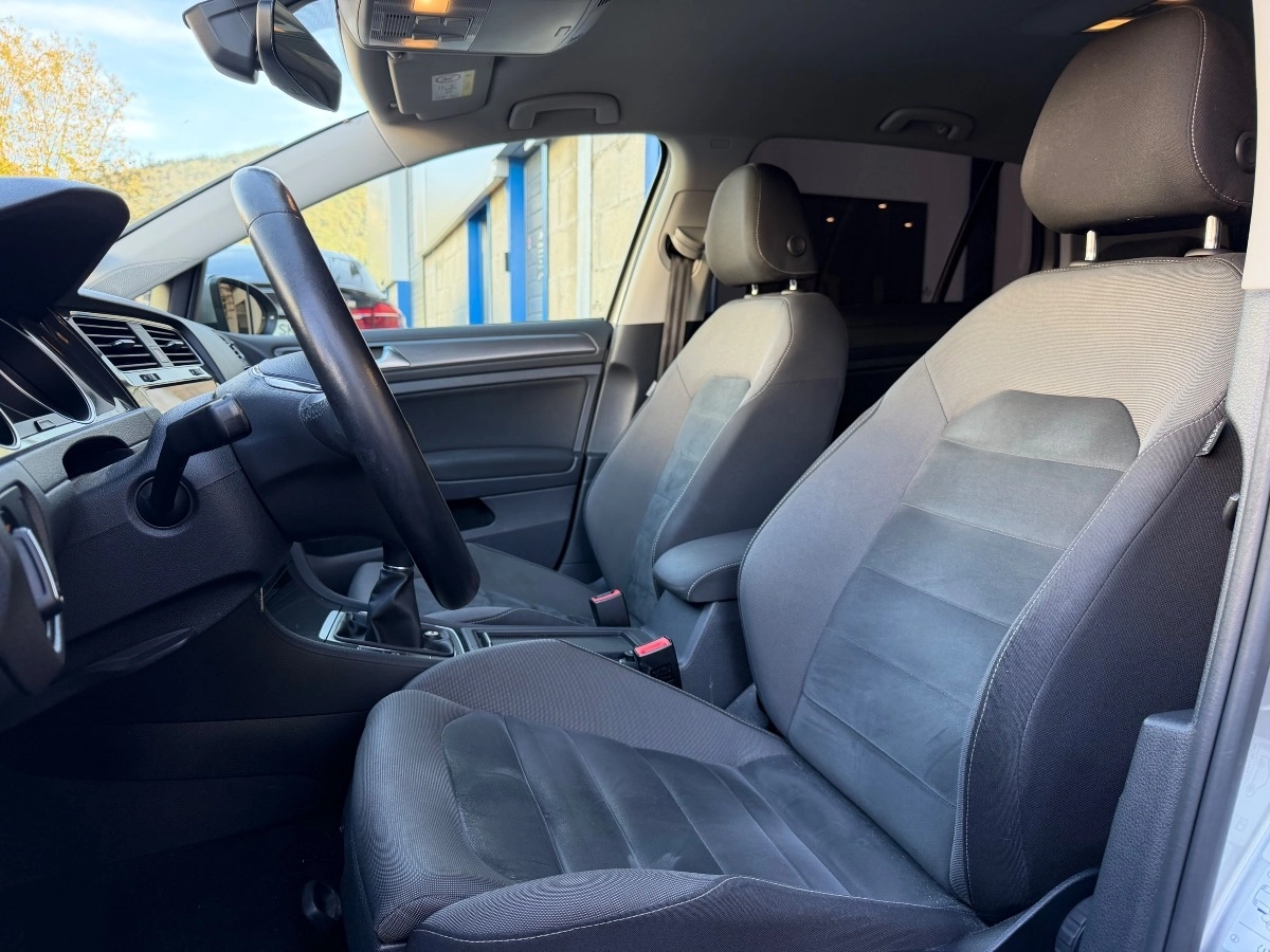Volkswagen Golf - photo 9