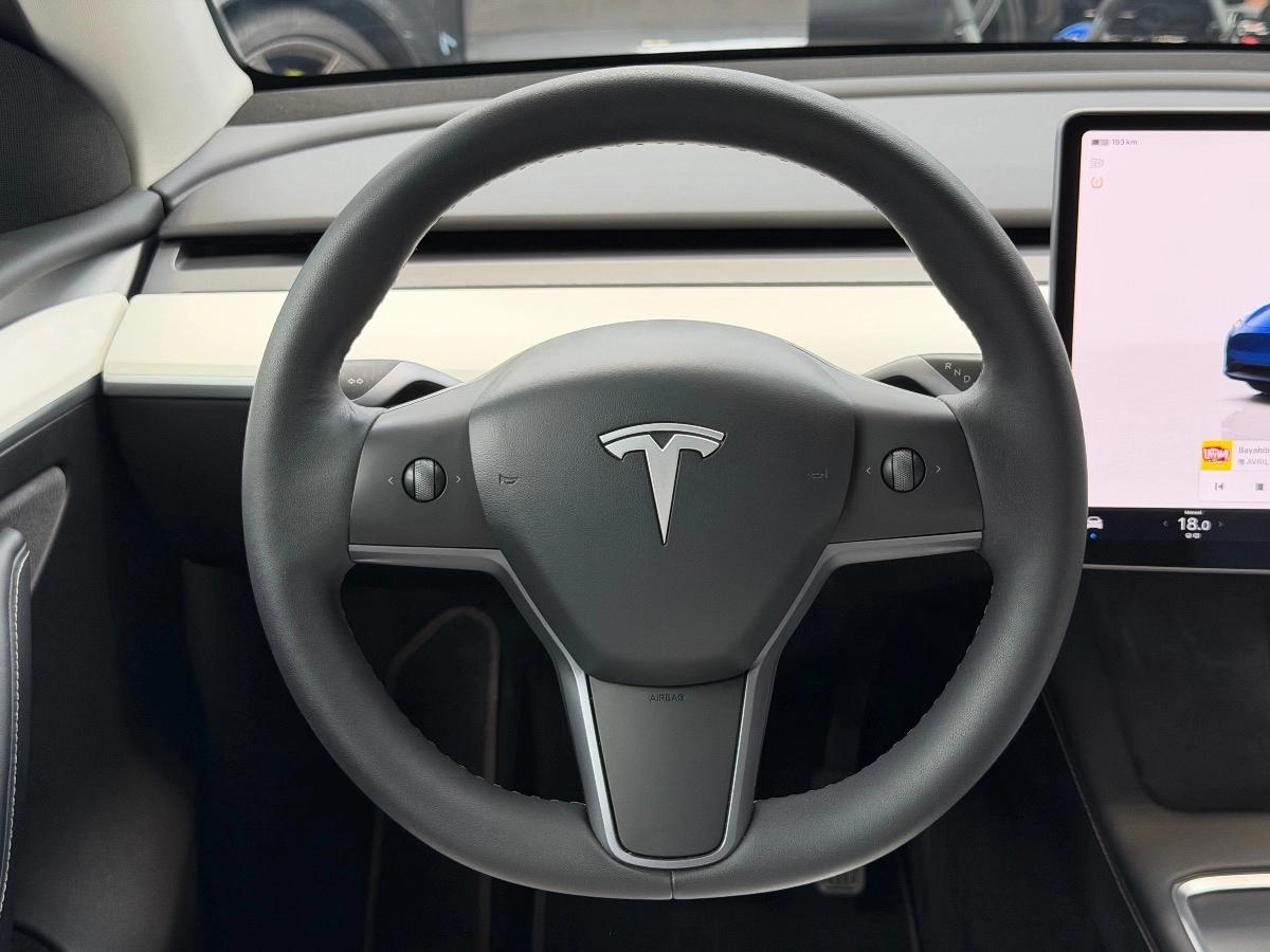 Tesla Model-y 300 Autonomie Standard RWD 60 KWH 2022