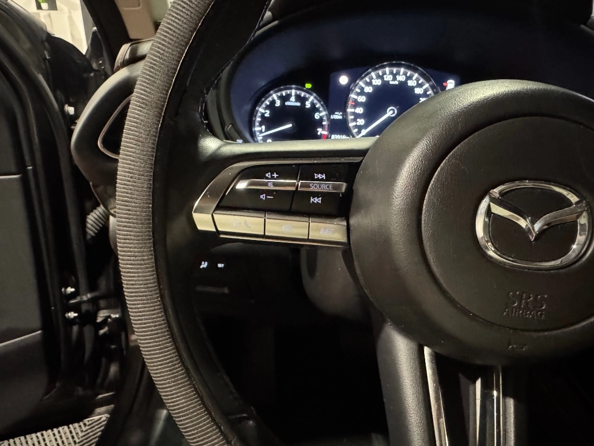 Mazda Cx-30 - photo 15