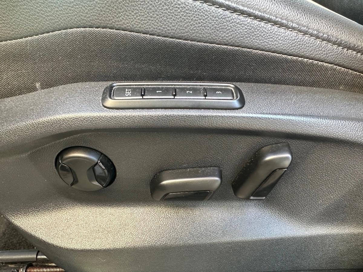 Volkswagen Tiguan 2.0 TDI 150 BLUEMOTION CARAT EXCLUSIVE 4MOTION DSG BVA