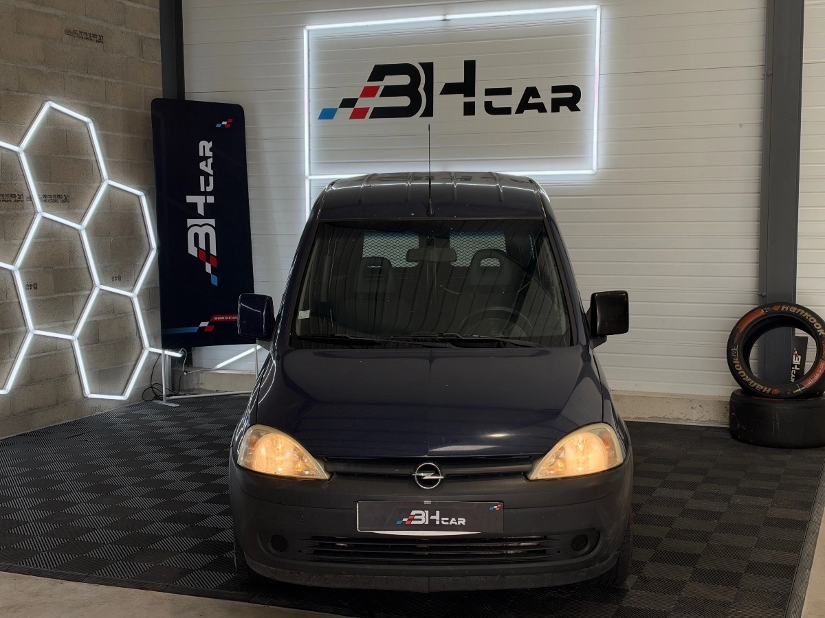 Opel Combo Vu - photo 2