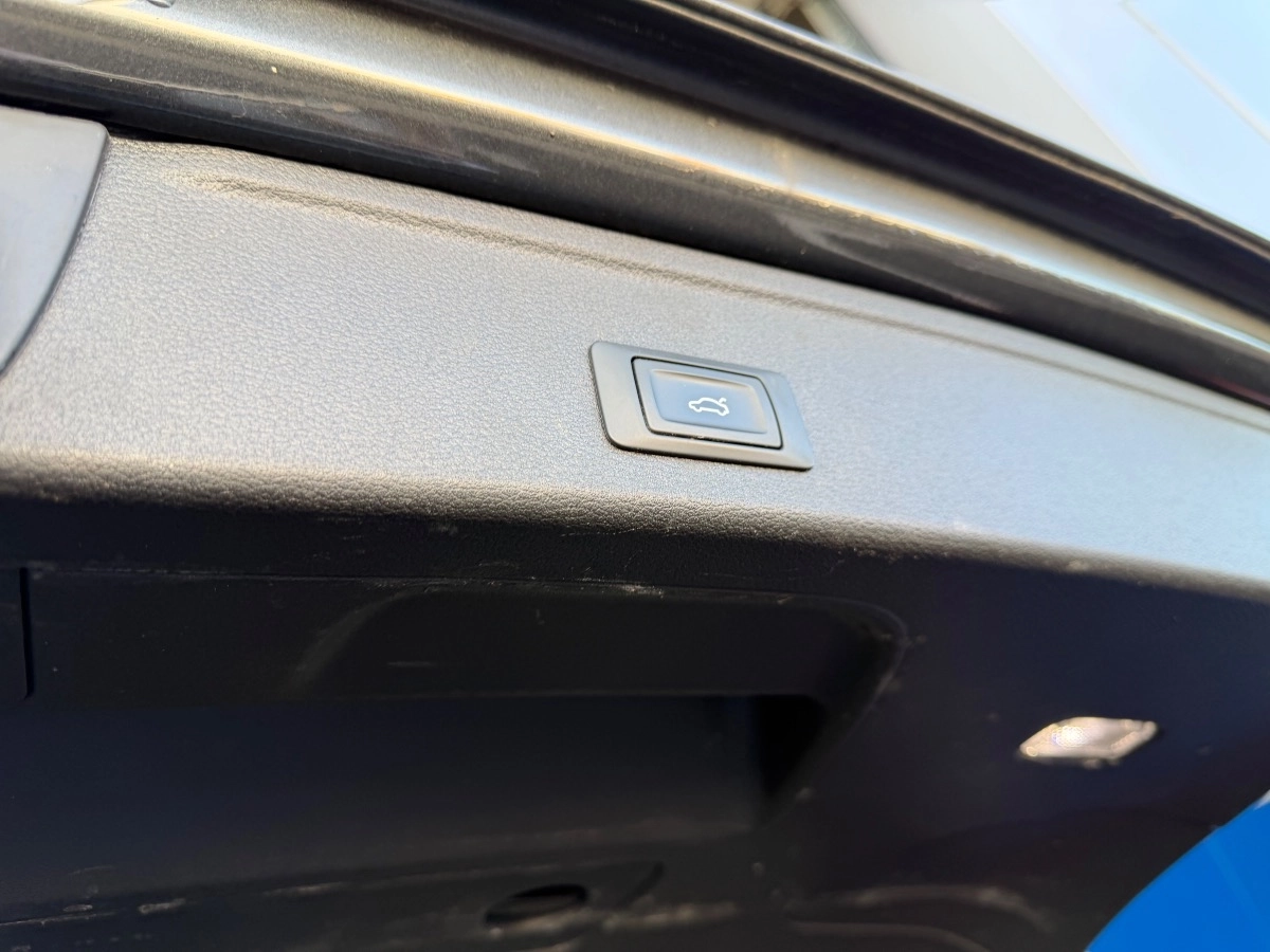 Audi A4 - photo 33
