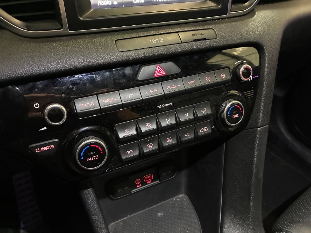 Kia Sportage - photo 23