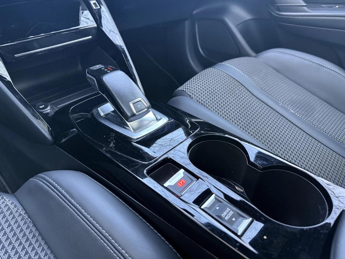 Peugeot 208 GENERATION-II 1.2 PURETECH 100 GT LINE EAT BVA START-STOP