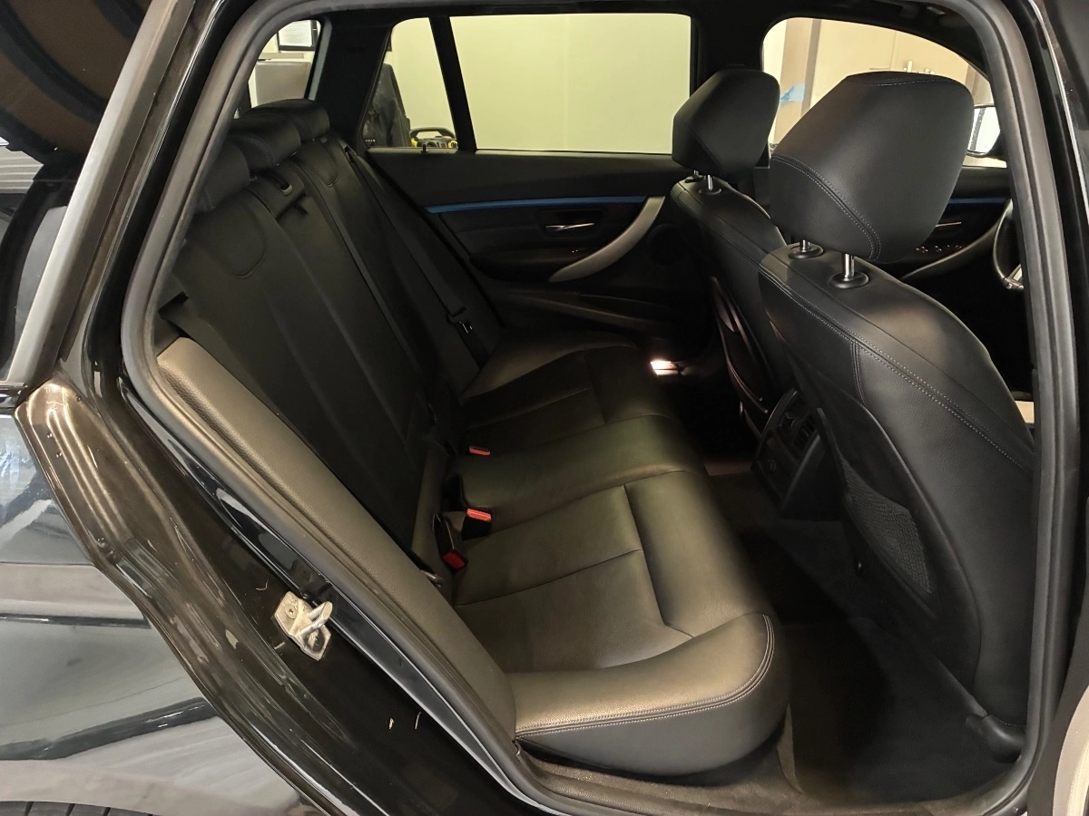 Bmw Serie 3 - photo 22