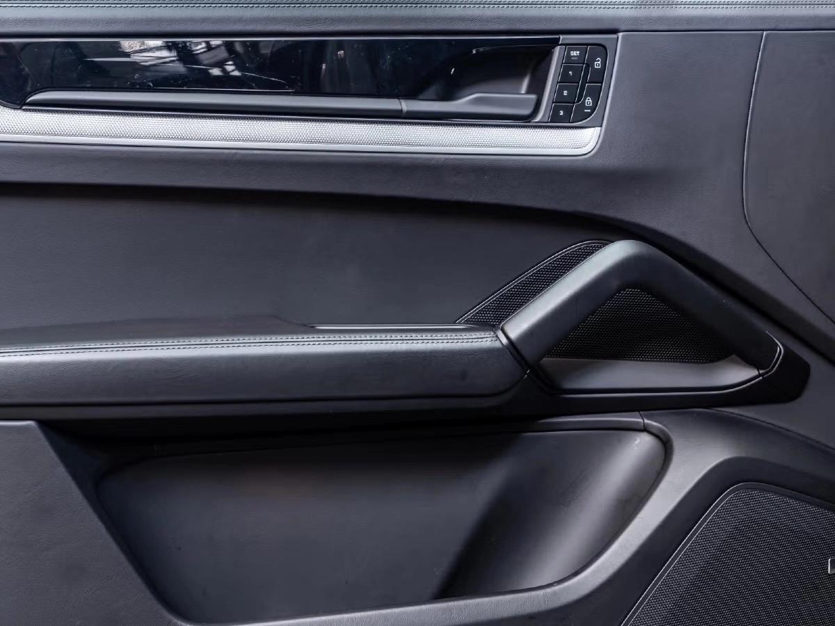 Porsche Cayenne E-Hybrid 470CH Chrono/360/Bose/Siège 18/Matrix/HeadUp/InnoDrive