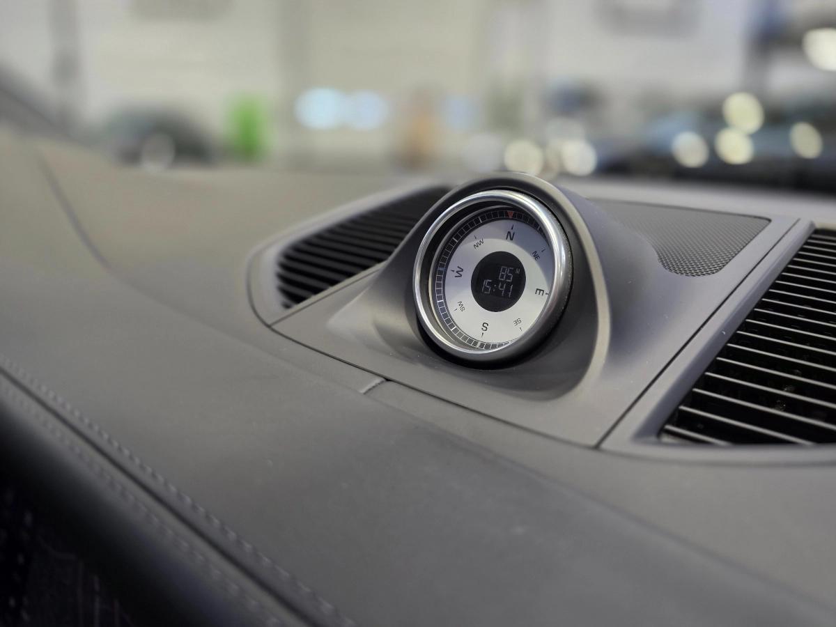 PORSCHE MACAN 2.0 245 TOIT PANO / CHRONO / BOSE