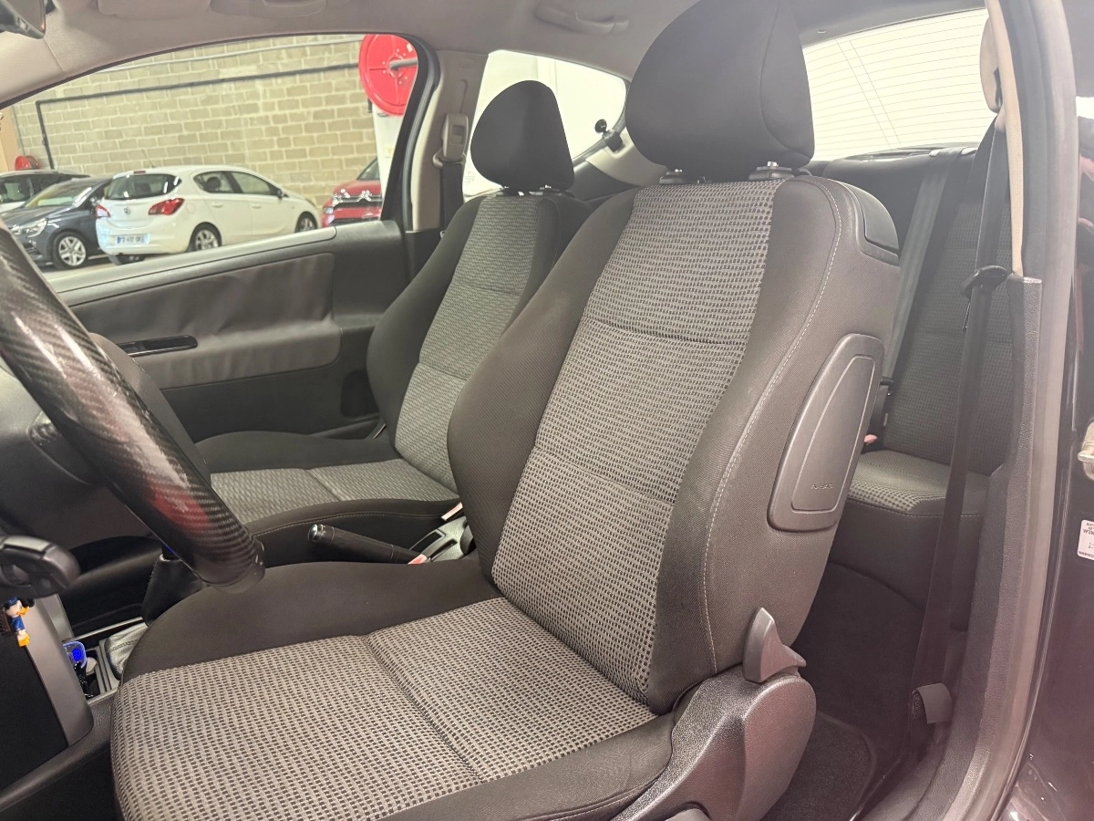 Peugeot 207 - photo 11