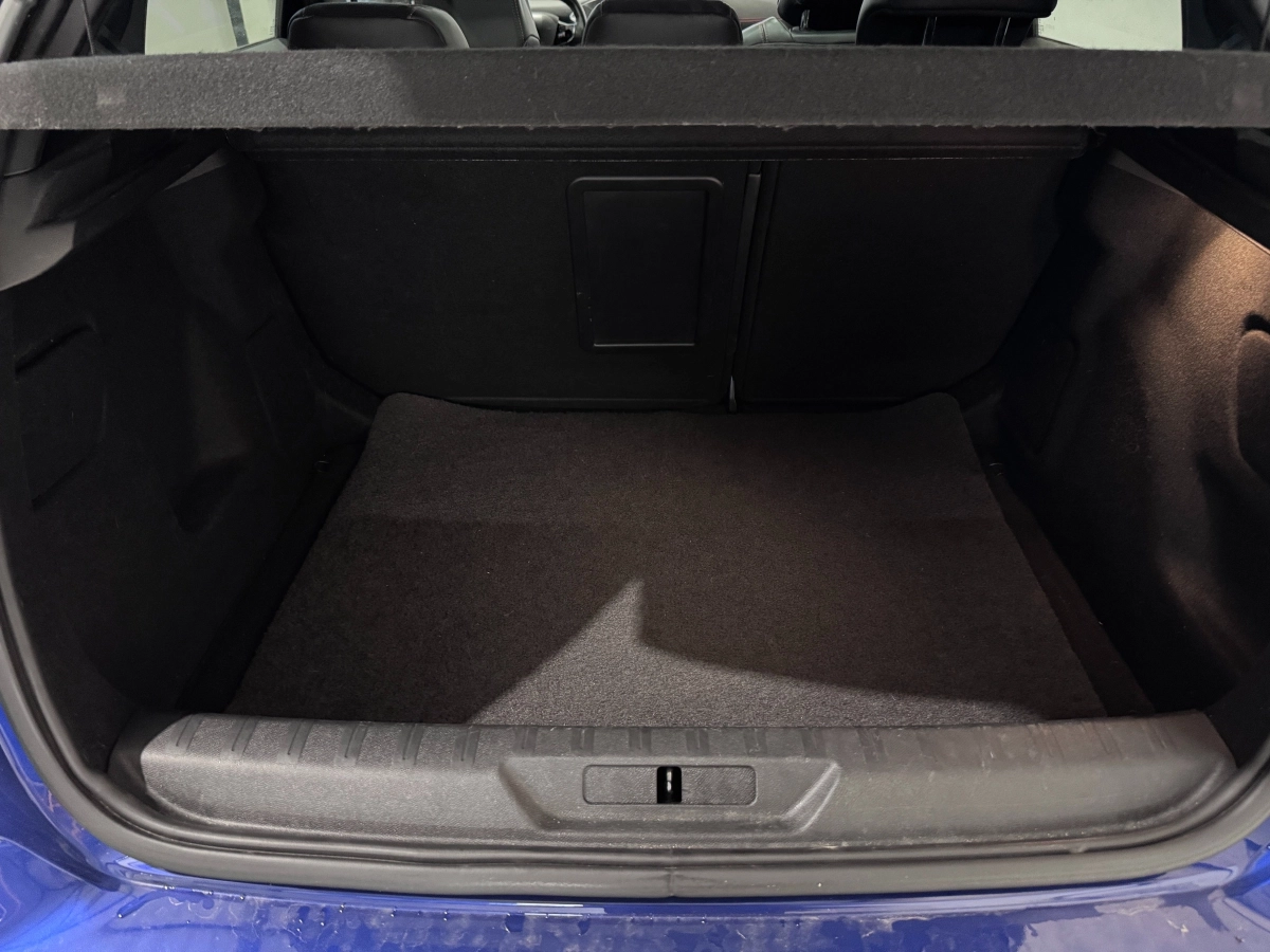 Peugeot 308 - photo 25