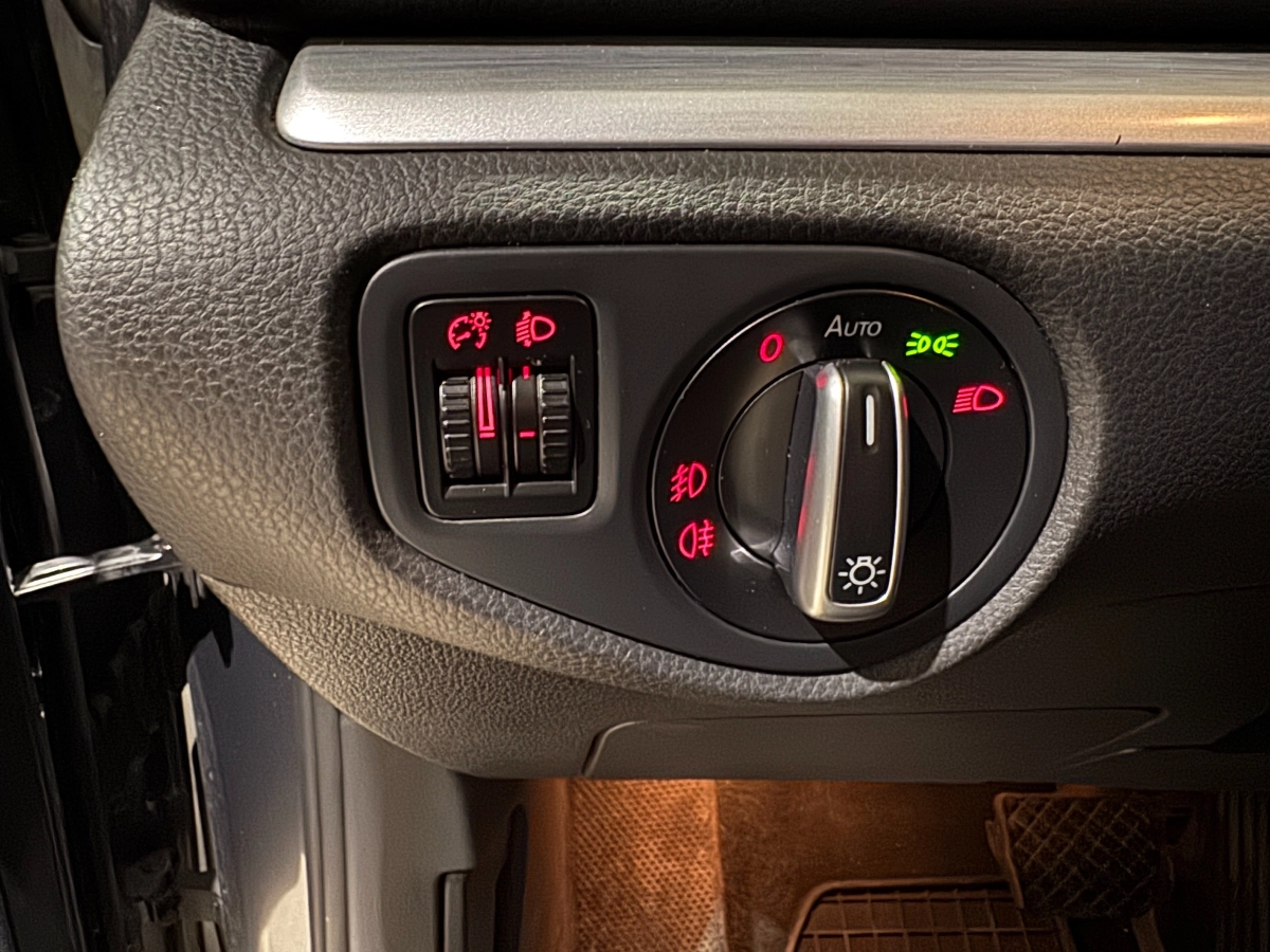Volkswagen Sharan - photo 21