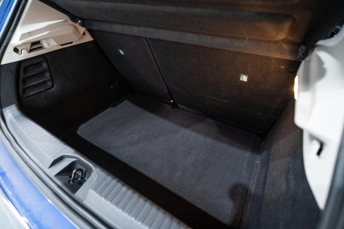Renault Clio - photo 20