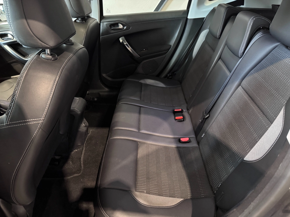 Peugeot 2008 - photo 12