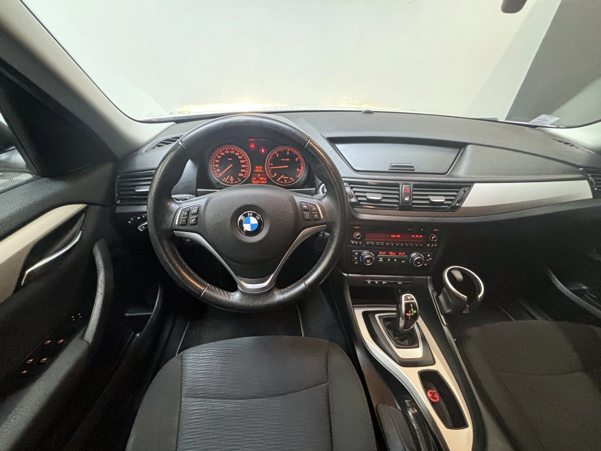 Bmw X1 - photo 8