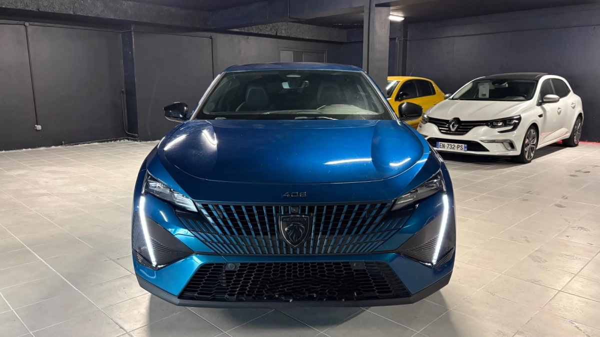 Peugeot 408 - photo 3