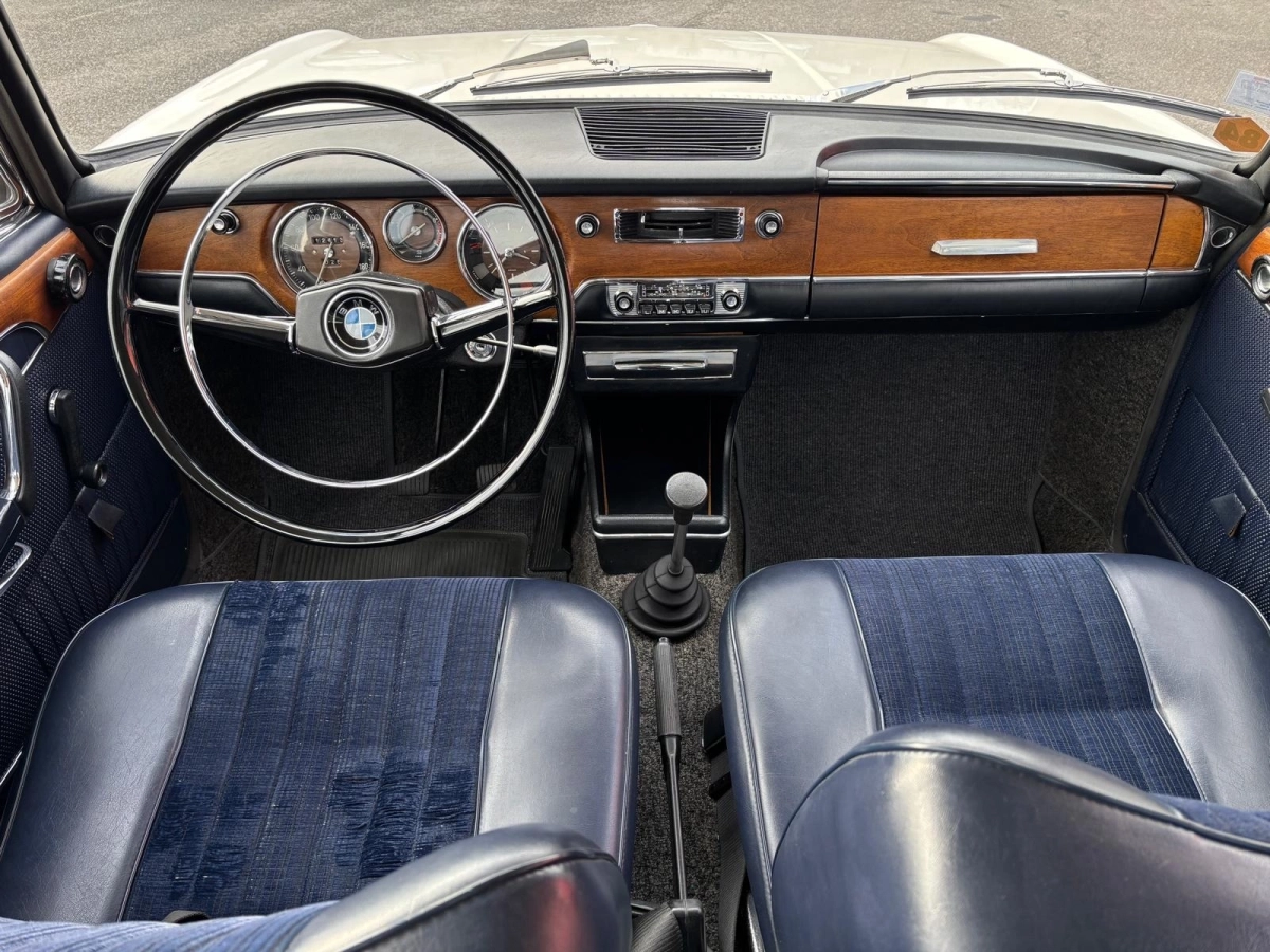 Bmw 2000 ti - photo 10