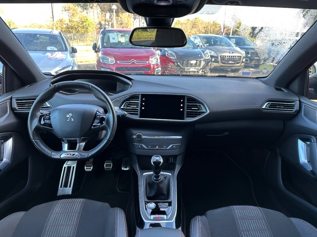 Peugeot 308 - photo 12