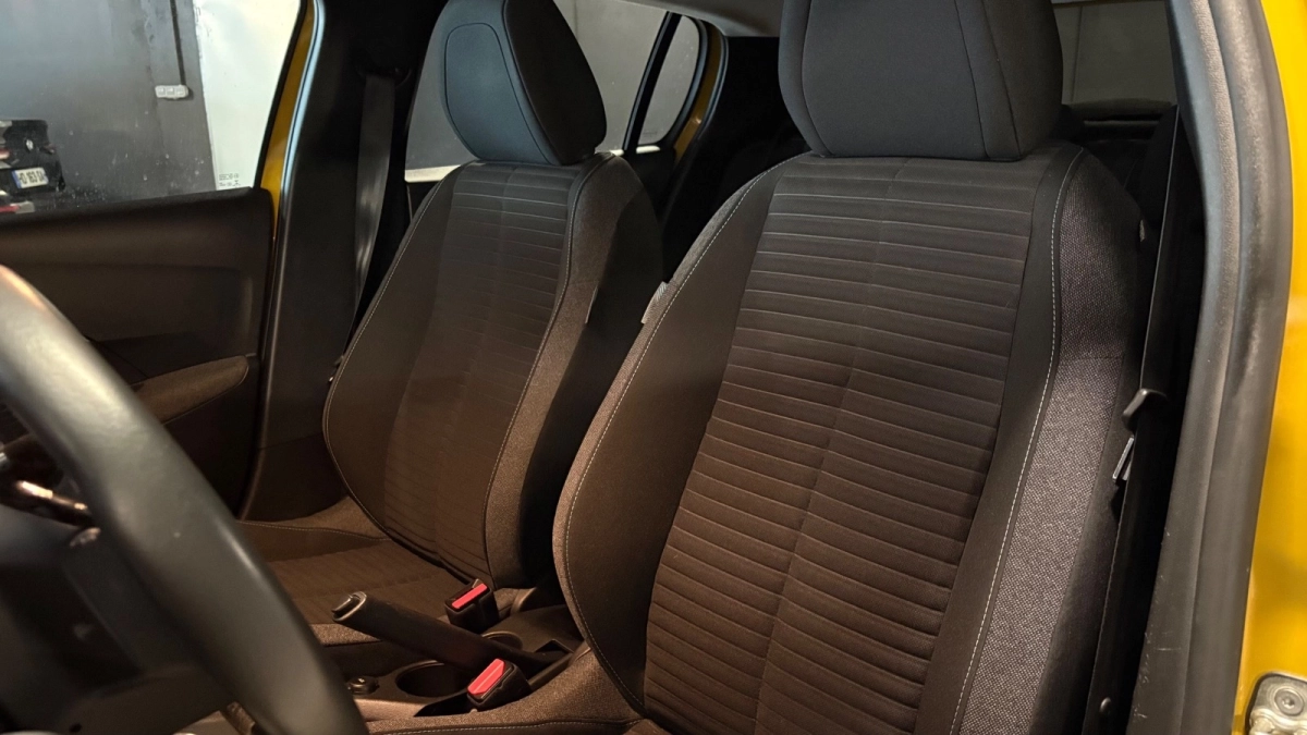 Peugeot 208 - photo 25
