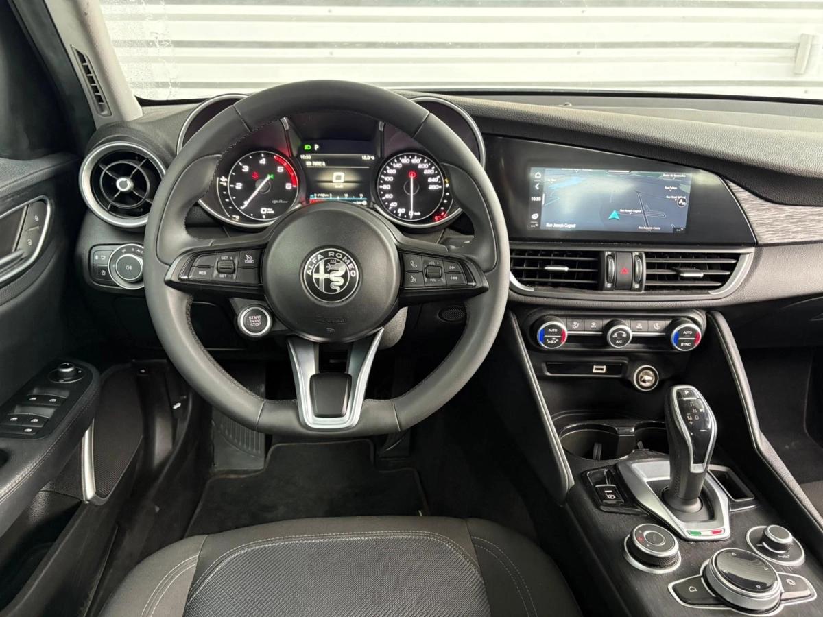 Aperçu indisponible de Alfa Romeo Giulia