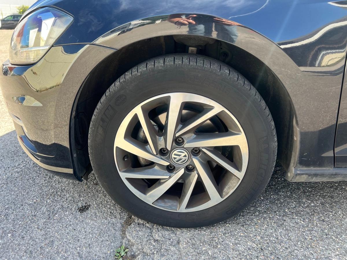 Volkswagen Golf 1.4 TSI 120 ADVANCE