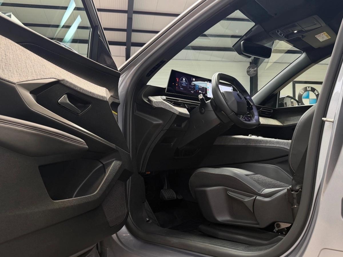 PEUGEOT 3008 1.2 HYBRID E-DSC6 136CH - FINITION ALLURE - 1ERE MAIN - TVA RECUPERABLE