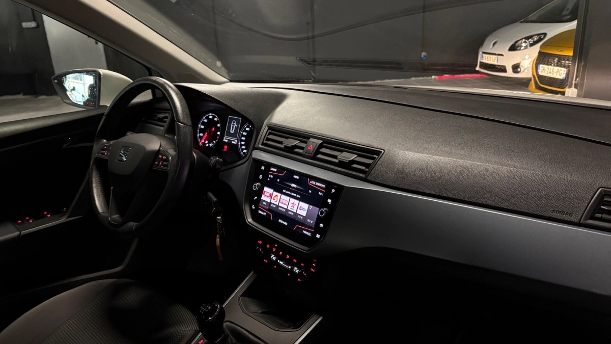 Seat Arona - photo 23