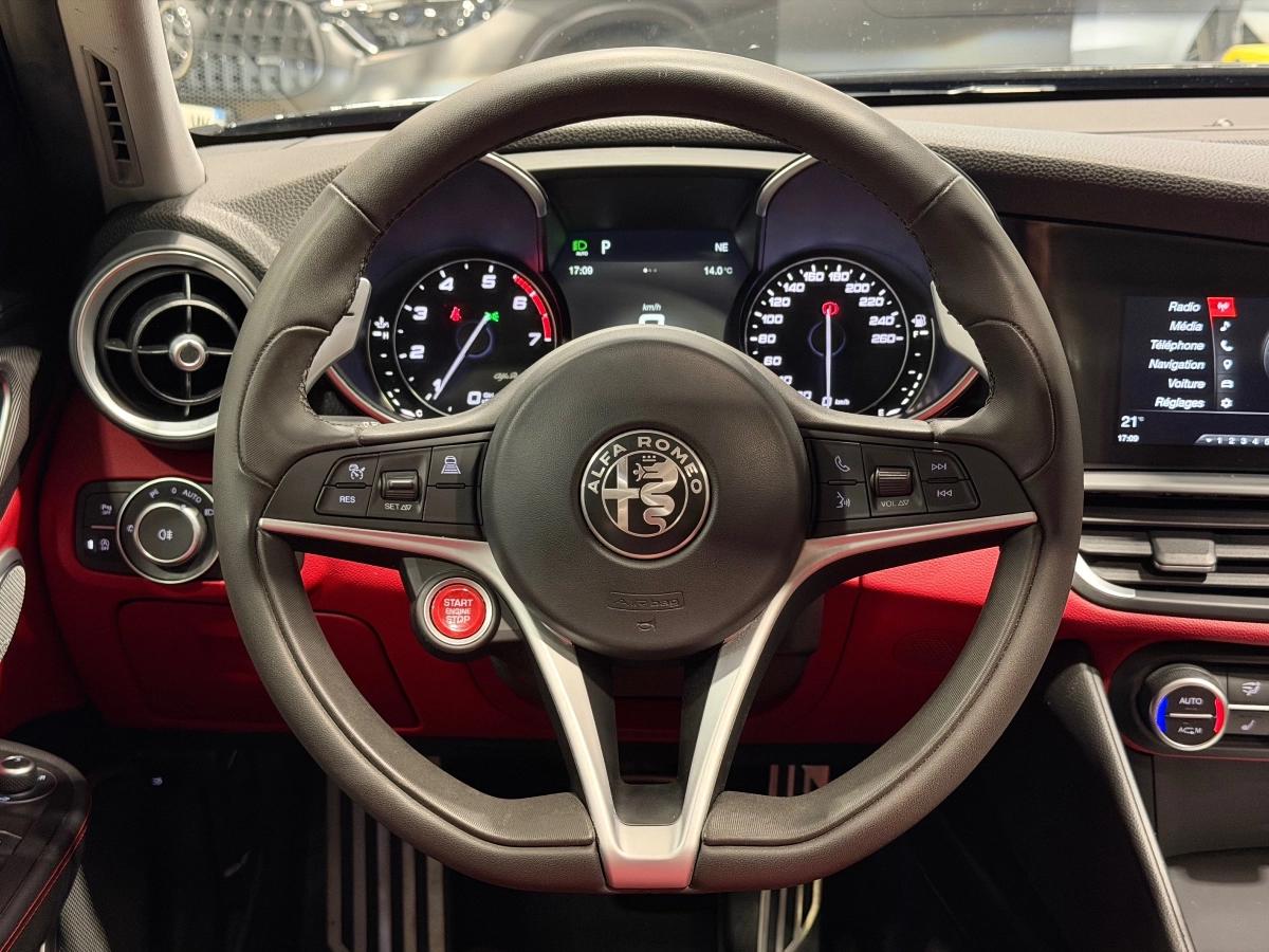 Alfa Romeo Giulia 2.0 TB 280 VELOCE Q4 BVA