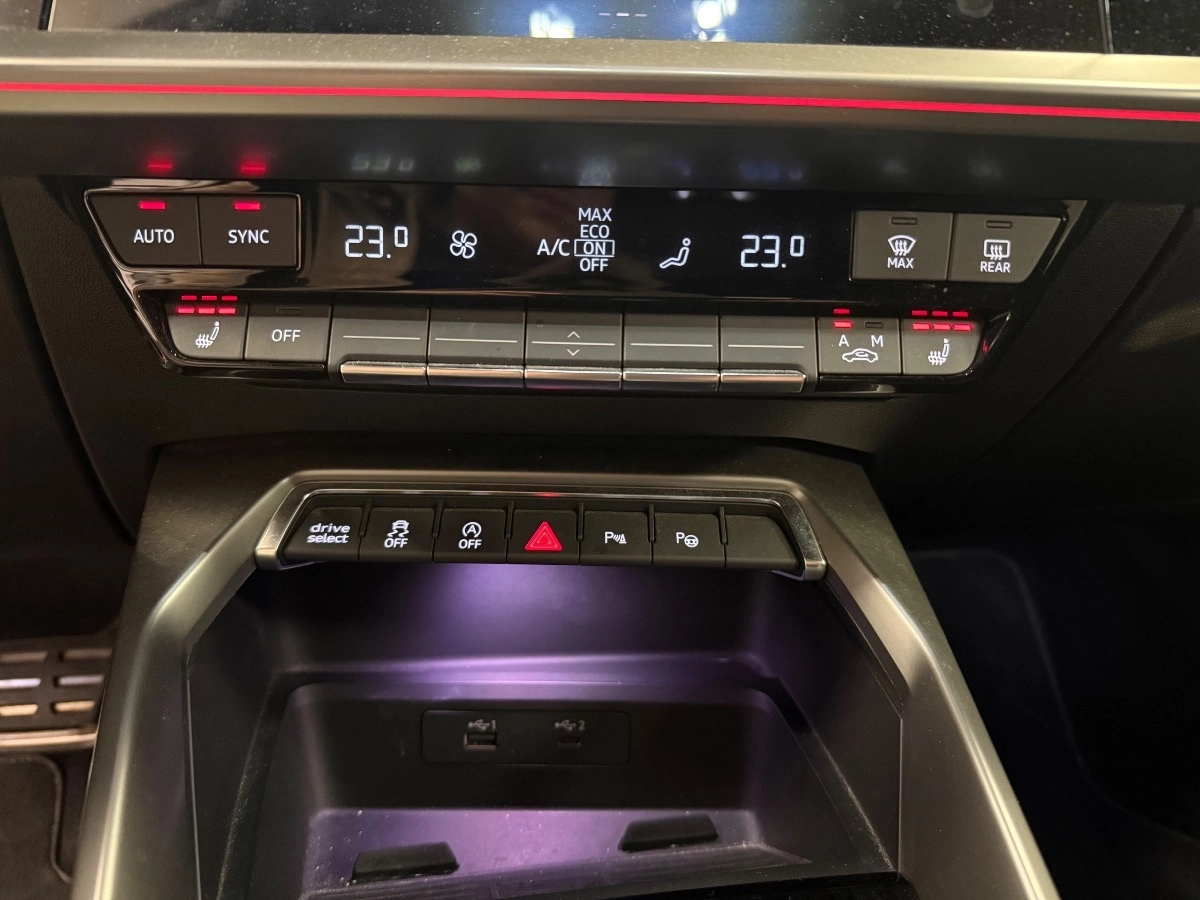 Audi S3 - photo 30