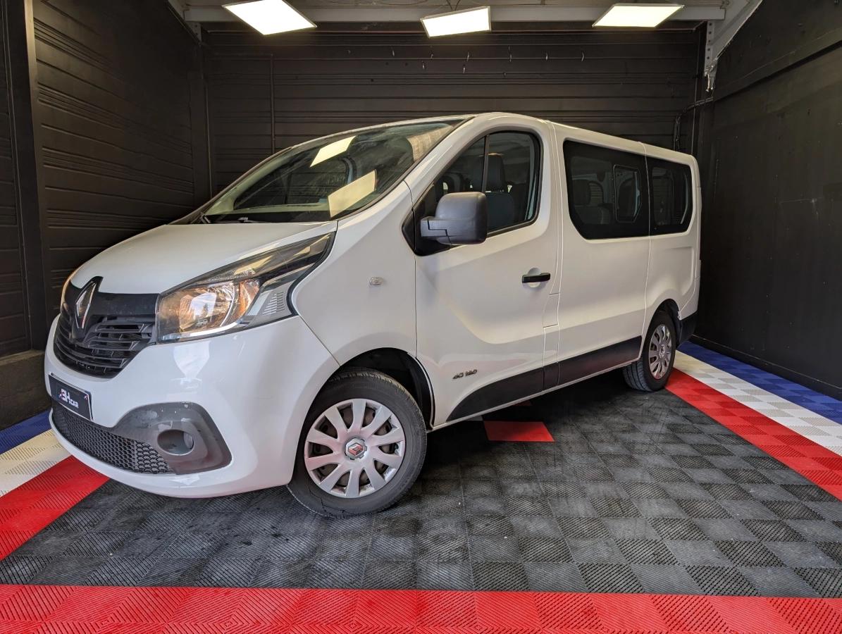 Image: Renault Trafic COMBI 1.6 DCI 120 L1 ENERGY 9 PLACES