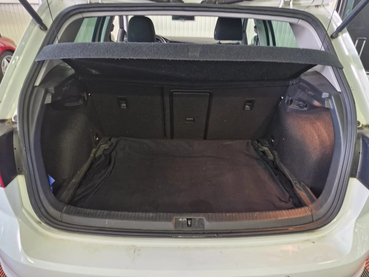 Volkswagen Golf - photo 29