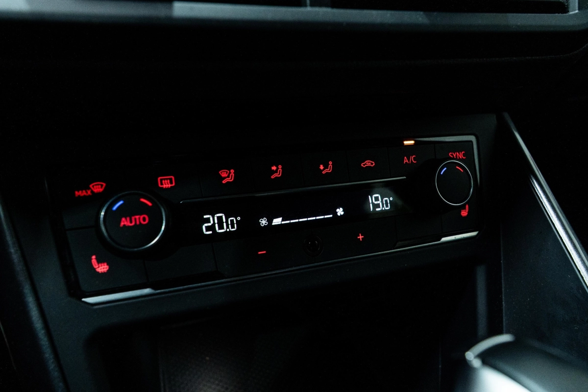 Volkswagen Polo - photo 30