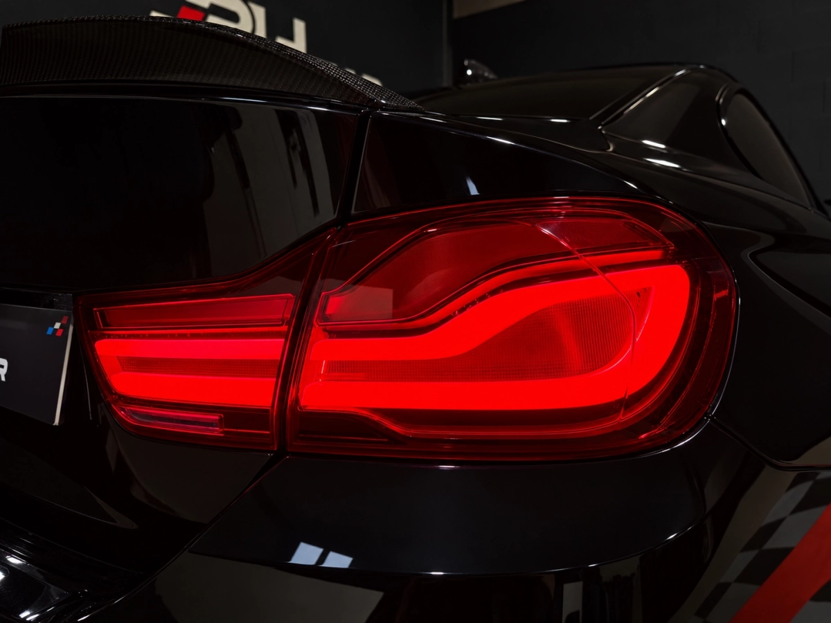 Bmw M4 - photo 10