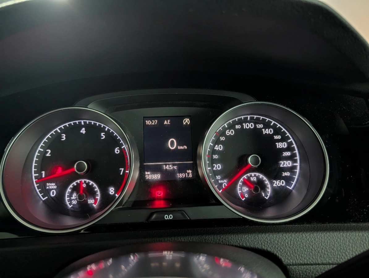 Volkswagen Golf - photo 18