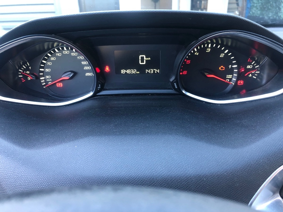 Peugeot 308 - photo 11