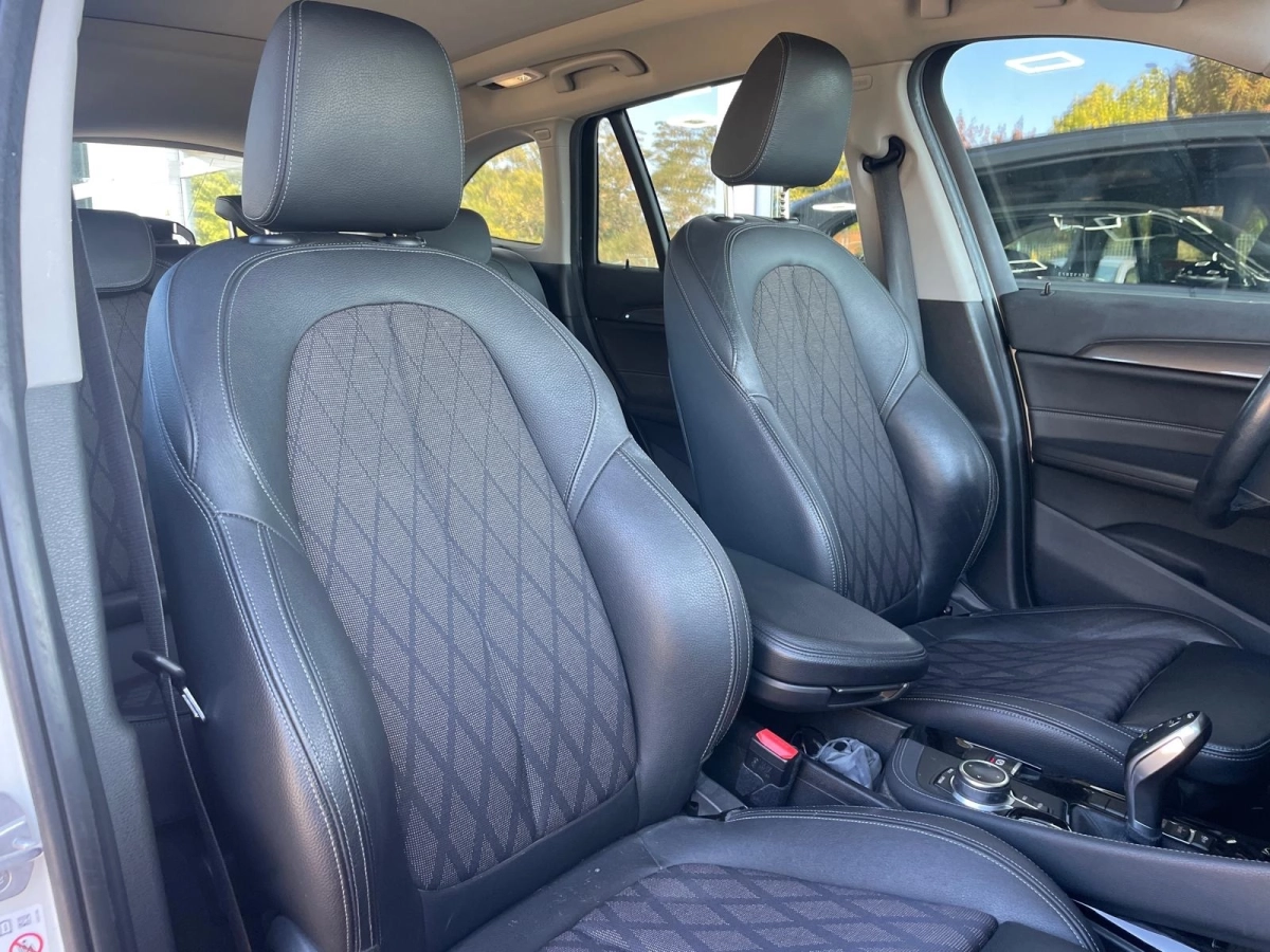 Bmw X1 - photo 12