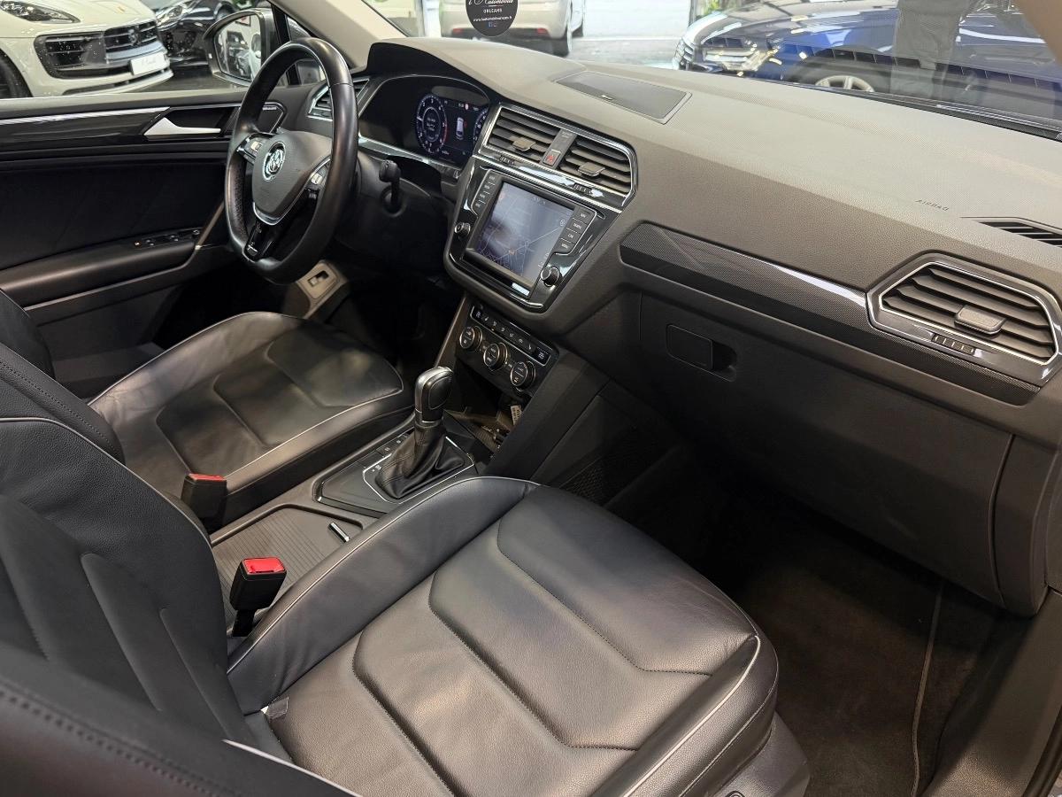 VOLKSWAGEN TIGUAN 2.0L TDi DSG7 150CH - FINITION CARAT EXCLUSIVE - TOIT OUVRANT/CAMERA/SIEGE ELEC