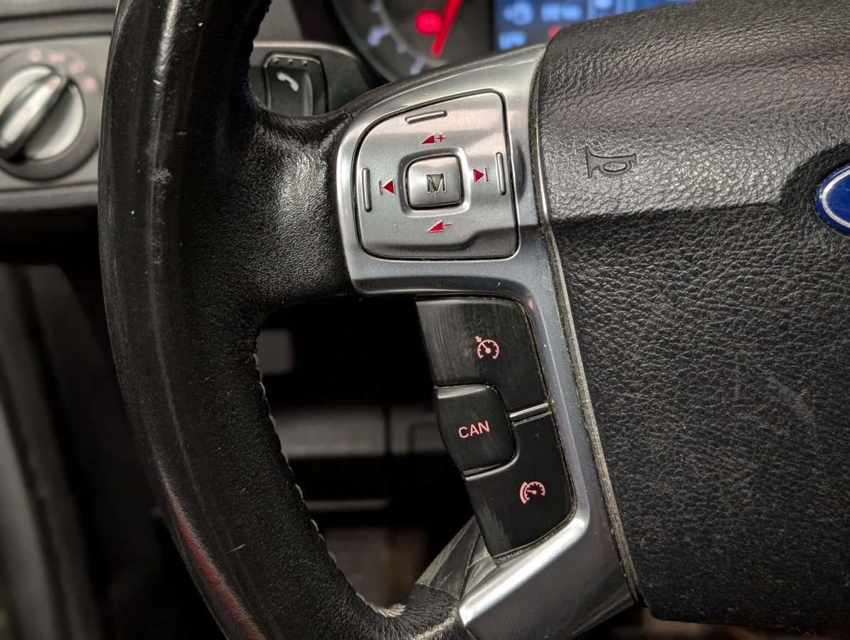 Ford S-max - photo 10