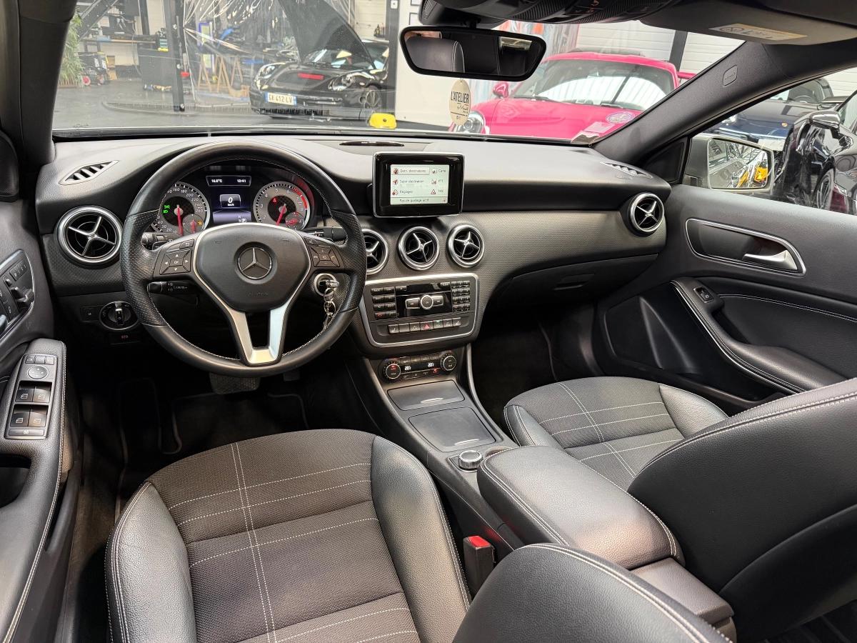 Mercedes Classe A 1.6 200 155 BLUEEFFICIENCY SENSATION 7G-DCT BVA