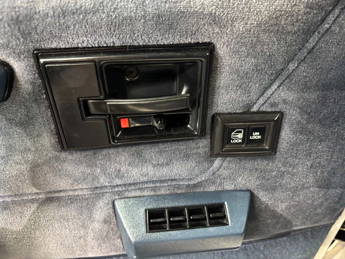 CHEVROLET CAVALIER - photo 8