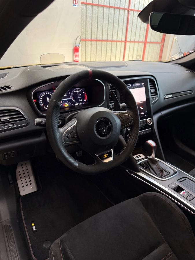 Renault Megane 1.8 300 RS