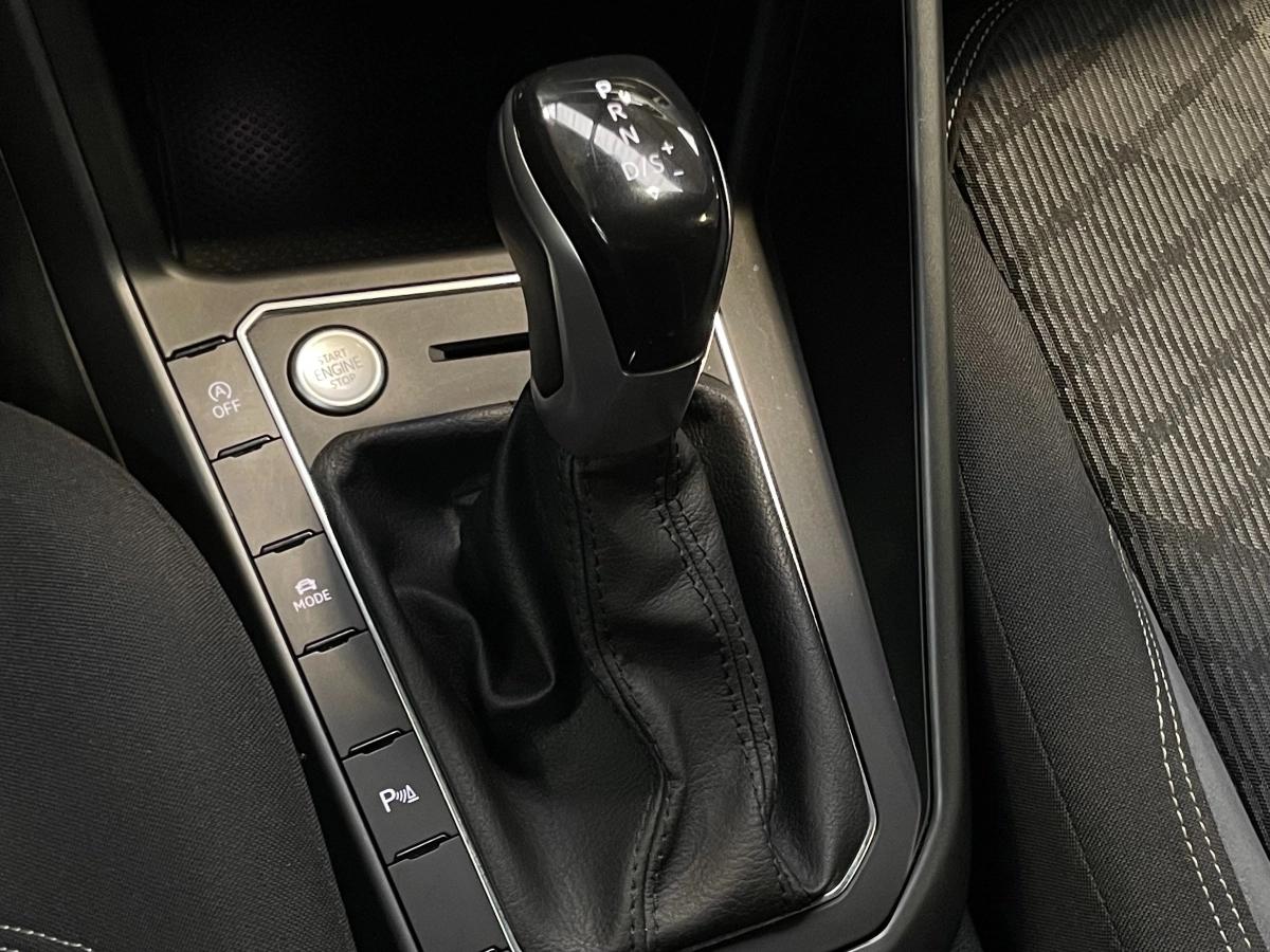 Volkswagen Taigo 1.0 TSI 115 R-LINE DSG BVA