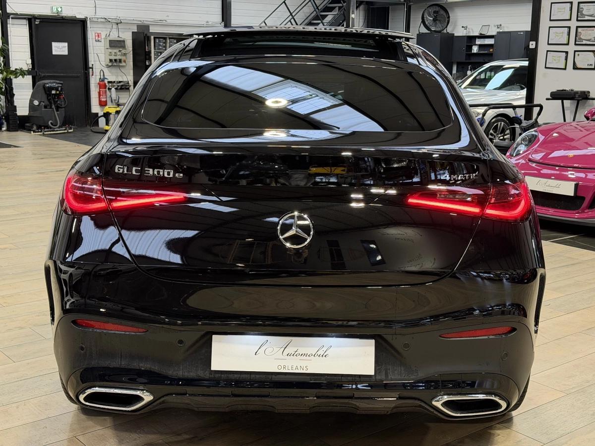 MERCEDES GLC 300 E 4MATIC AMG LINE