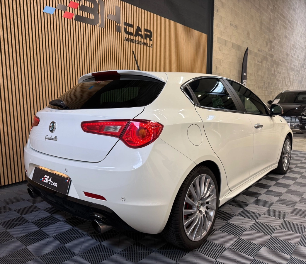 Alfa Romeo Giulietta - photo 4