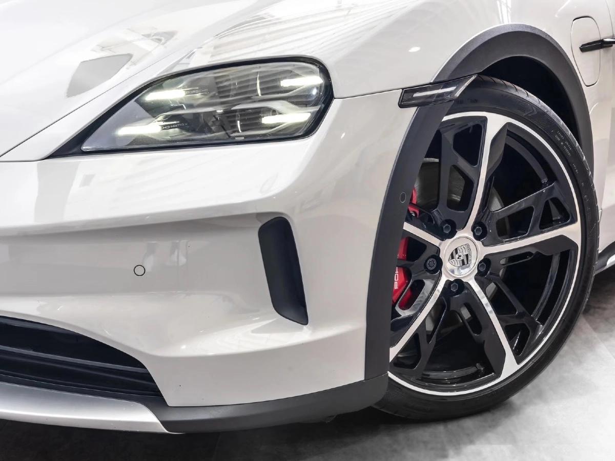 Porsche Taycan 4S Cross Turismo 598ch 588Km WLTP Phase II/Tout Cuir/Chrono/Sport Sound/21“/Sièges 14/4+1/Bose/HD Ma
