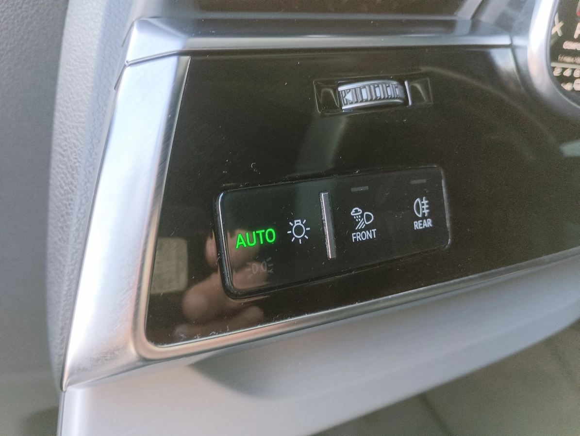 Audi Q8 - photo 34