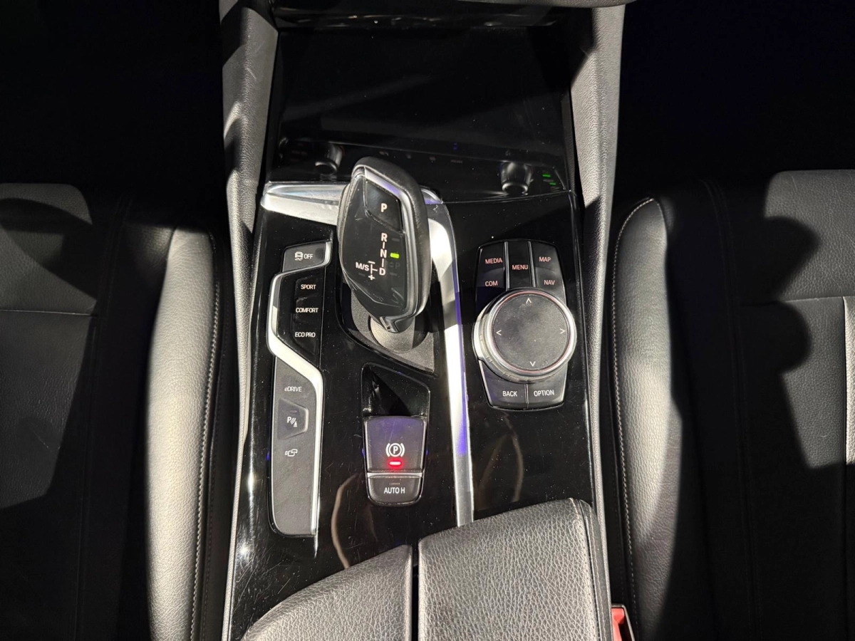 Bmw Serie 5 - photo 14