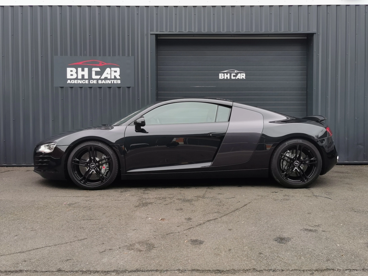 Audi R8 - photo 2