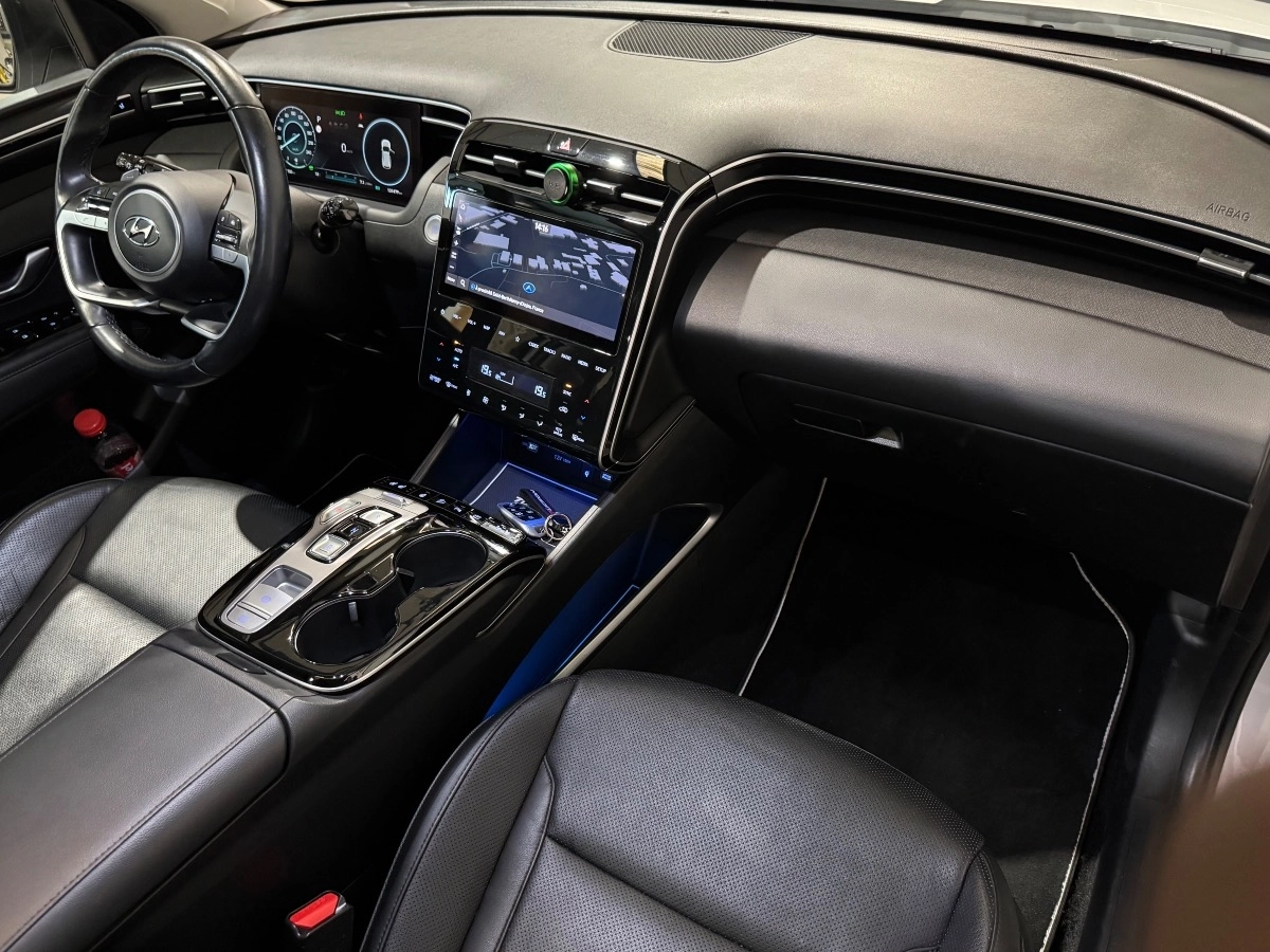 Hyundai Tucson - photo 18