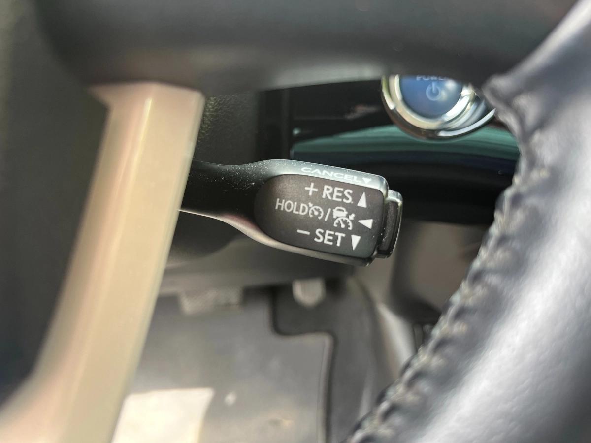Toyota Prius 1.8 HSD 122H 100 FULL-HYBRID DYNAMIC BVA