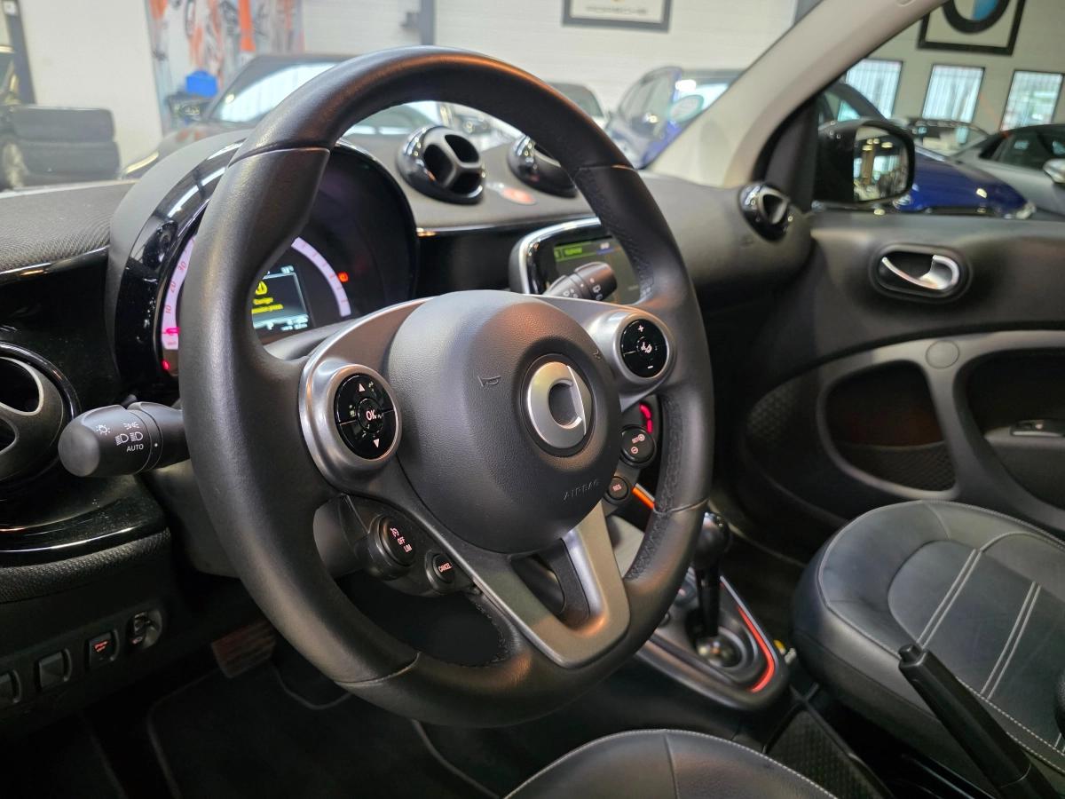 Smart Eq Fortwo ELECTRIC 80 56PPM 17.6KWH AVEC-BATTERIE PRIME BVA